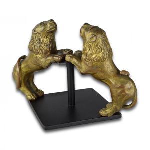 Paire De Modèles De Lions Renaissance En Bronze Doré. Italien, XVIe Siècle.   
