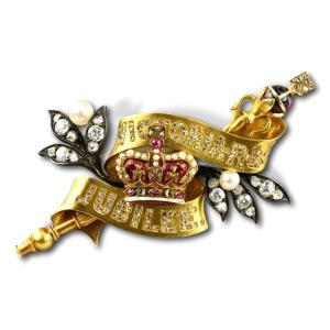 Gold Brooch Commemorating Queen Victoria’s Jubilee. English, Late 19th Century.