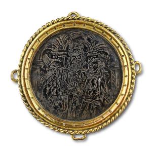 Insigne De Chapeau Niello Avec Le Mariage De La Vierge. Italien, Vers 1500. 