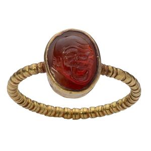 Ancient Roman Gold Ring With A Carnelian Cameo Of A Comic Mask, 1st Century Bc.