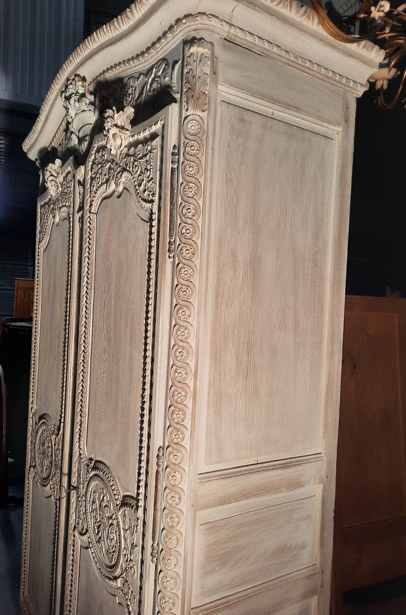 Proantic Armoire Normande De Mariage Peinte