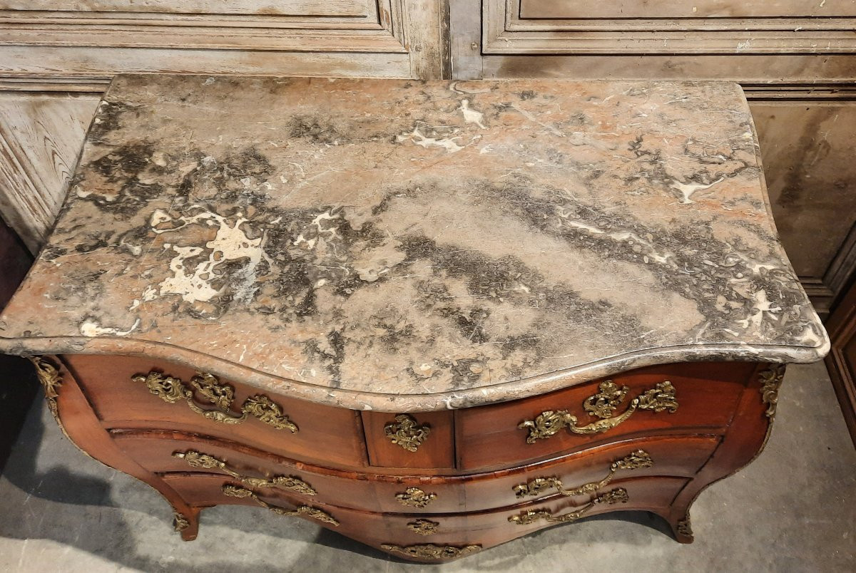 18th Century Chest Of Drawers With Its Bronze "hares And Monkeys"-photo-1