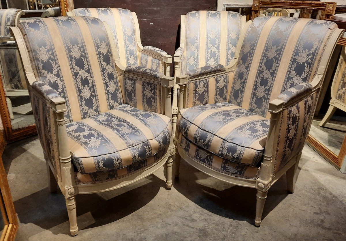 Set Of Four Louis XVI Style Carved Wooden Bergère Chairs 