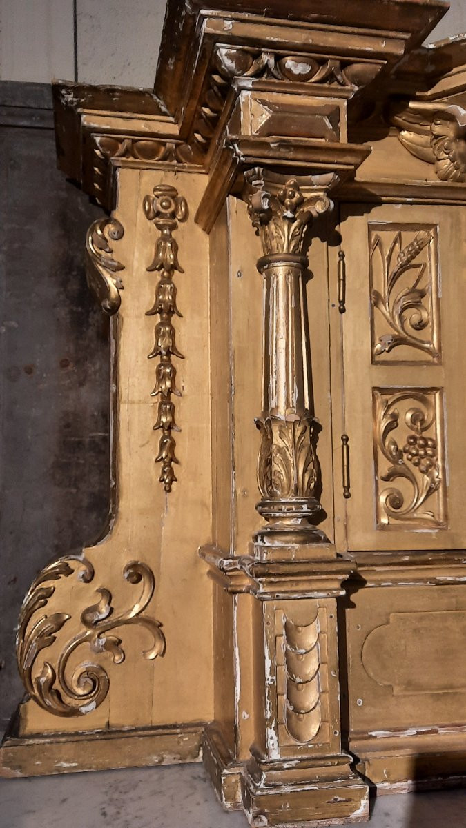 Tabernacle en bois sculpté et doré début 19ème siècle -photo-1