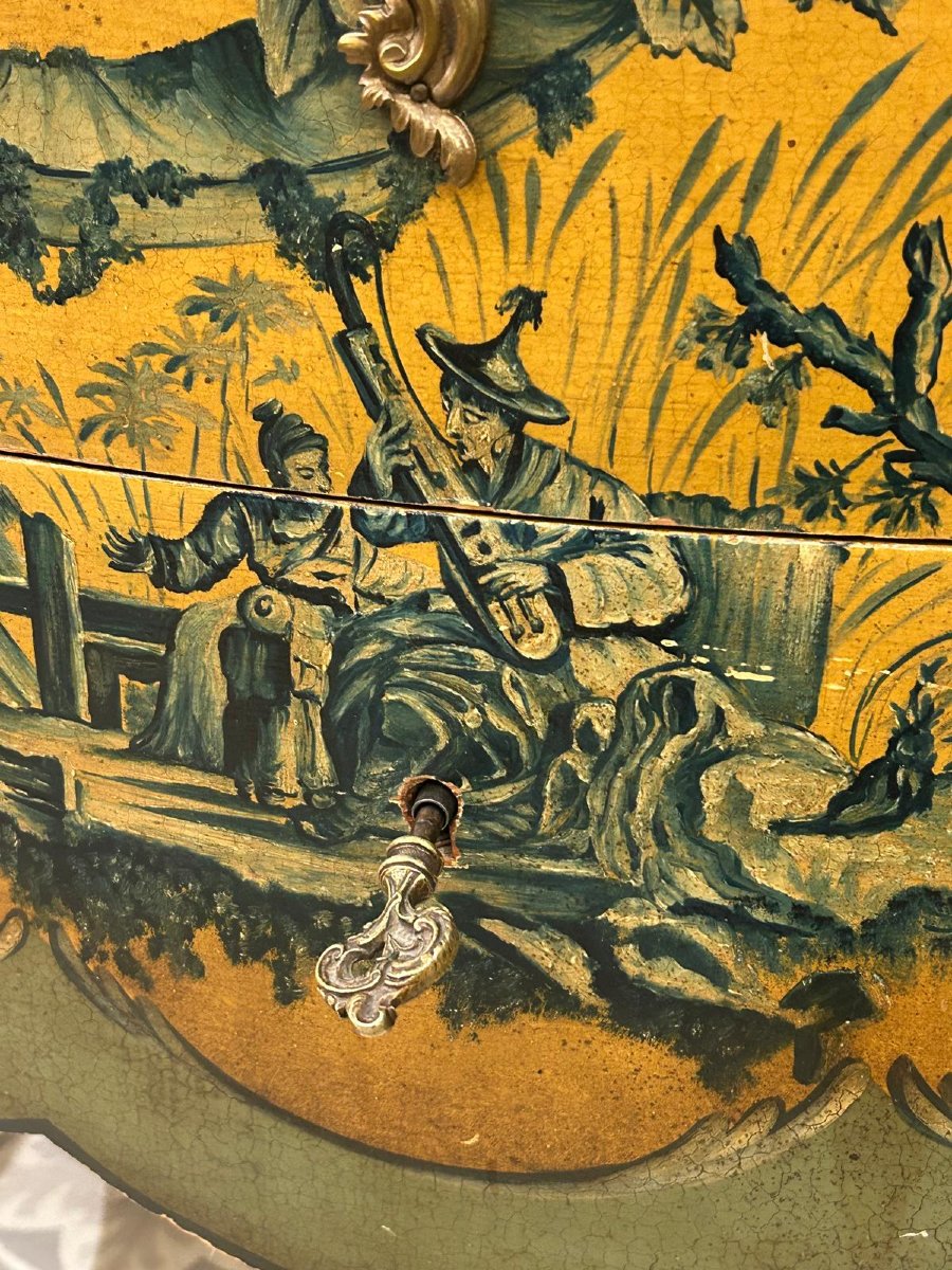 Louis XV Style Commode With Chinoiserie Decoration -photo-5