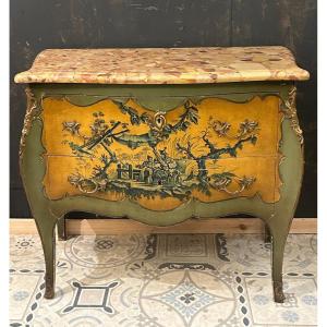 Louis XV Style Commode With Chinoiserie Decoration 