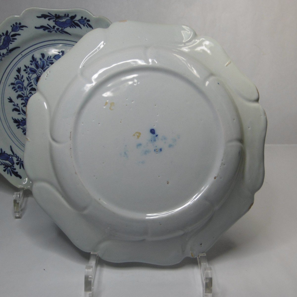 Delft Pair Of 18th Century Chinese Plates-photo-2