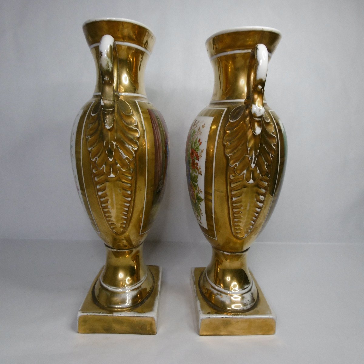 Paire de  Vases En Porcelaine De Paris Empire figurant l'Imperatrice Josephine & Pauline Bonaparte  d'Epoque XIXéme-photo-3