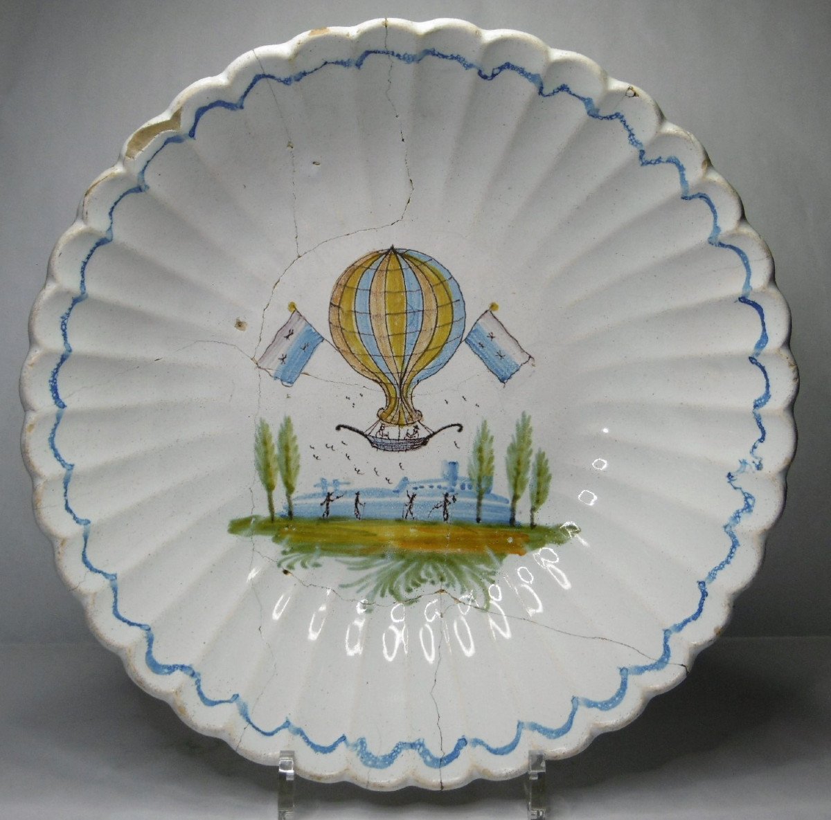 Earthenware From Saint Paul Beauvaisis Dish With Balloon From 18th Century