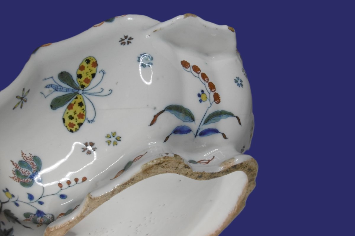 Rouen Earthenware Vegetable Dish With Flowered Hedge 18th Century-photo-1