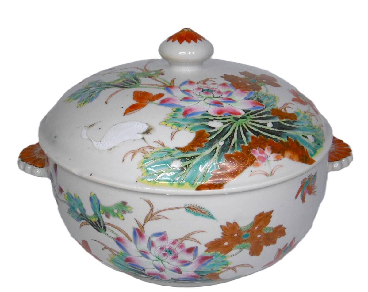 LEGUMIER EN PORCELAINE DE CHINE D'EPOQUE QIANLONG PREMIERE MOITIE DU XVIIIéme SIECLE-photo-4