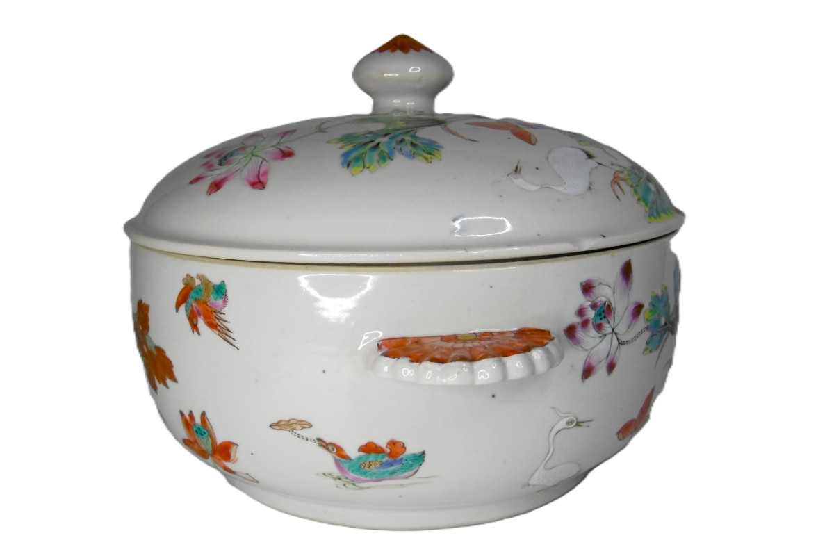 LEGUMIER EN PORCELAINE DE CHINE D'EPOQUE QIANLONG PREMIERE MOITIE DU XVIIIéme SIECLE-photo-6
