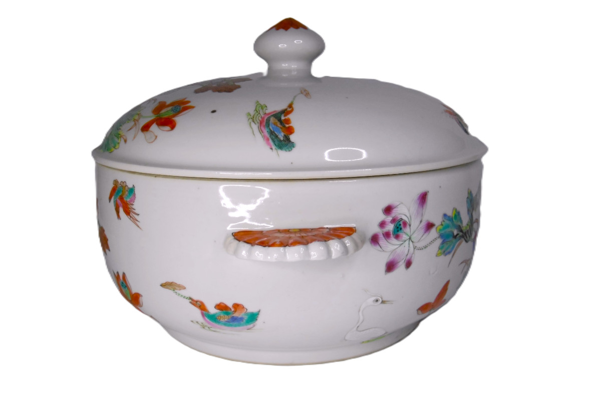 LEGUMIER EN PORCELAINE DE CHINE D'EPOQUE QIANLONG PREMIERE MOITIE DU XVIIIéme SIECLE-photo-7