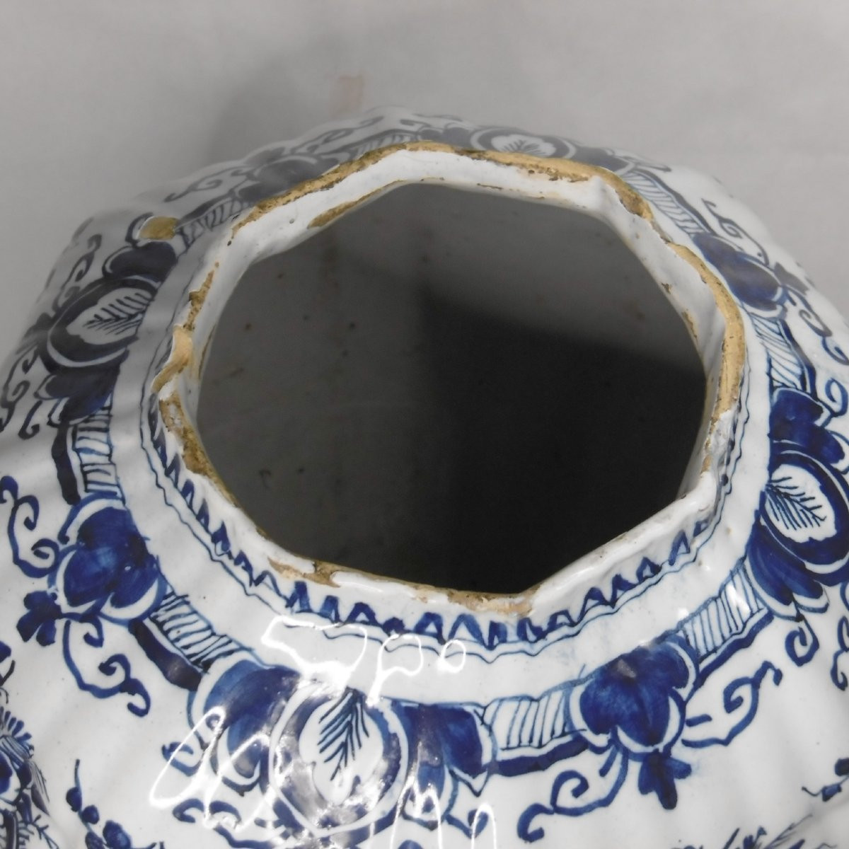 FAIENCE DE DELFT VASE A DECOR CACHEMIRE D'EPOQUE XVIIIéme SIECLE,marque-photo-4
