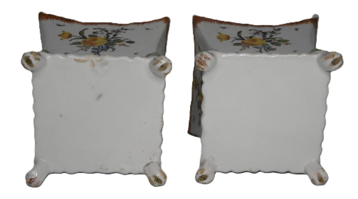 Sinceny Earthenware Pair Of Yellow Rose Bouquetieres From The 18th Century-photo-8