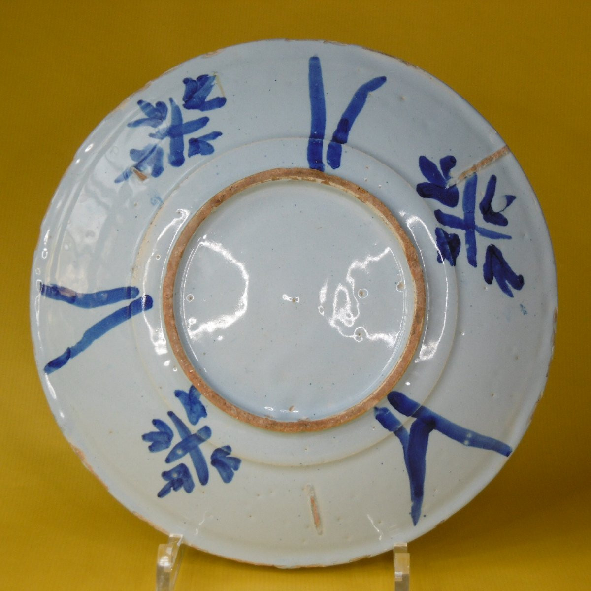 ASSIETTE ARMORIEE  EN FAIENCE DE NEVERS D'EPOQUE XVIIéme-photo-2