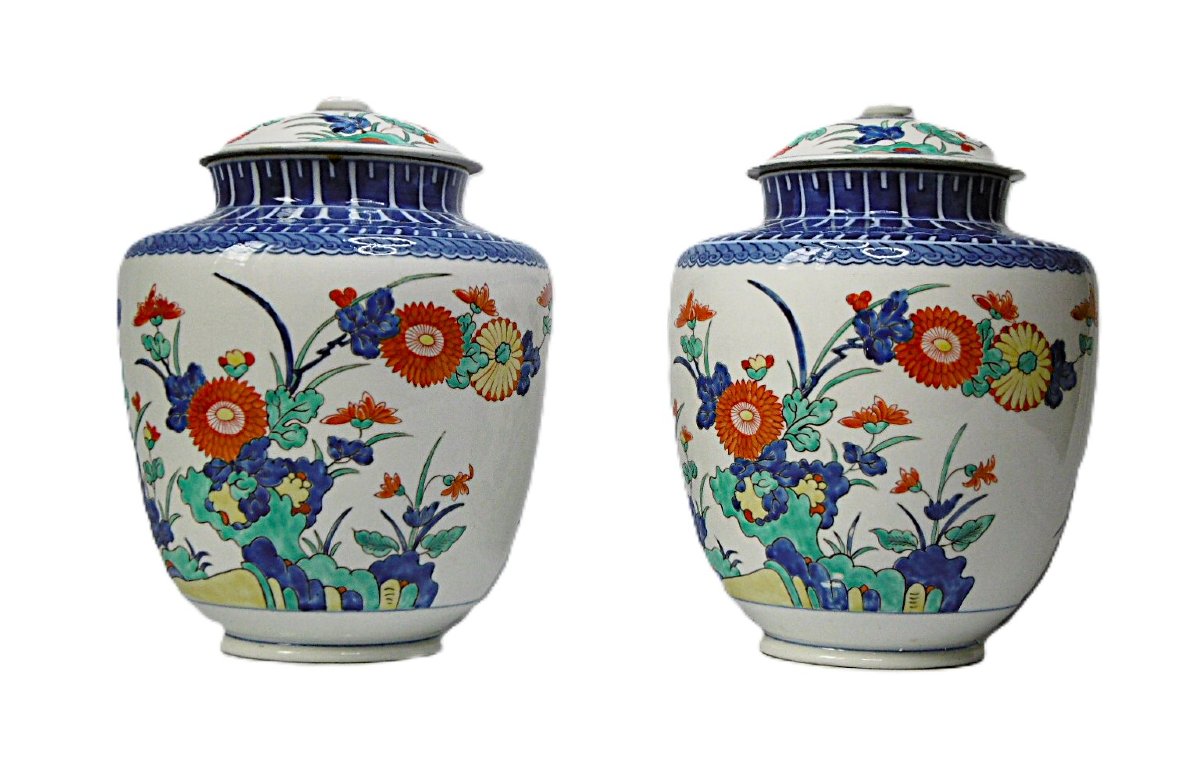Pair Of Imari Kakiemon Style Porcelain Vessels,paris, XIXth Century Production,marked