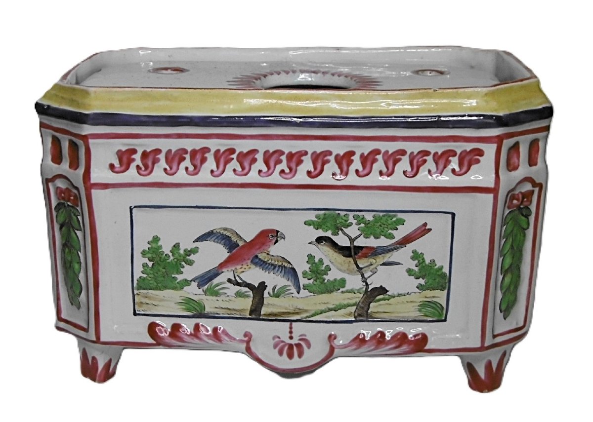 FAIENCE DES ISLETTES PERIODE DUPRE PIQUE FLEUR DE MARIAGE D'EPOQUE DEBUT XIXéme SIECLE