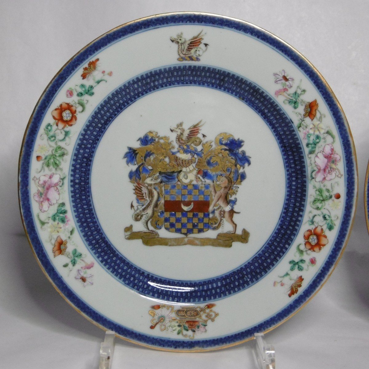 China Two Plates With Clifford Of Chudleigh Arms From The Eighteenth Century-photo-2