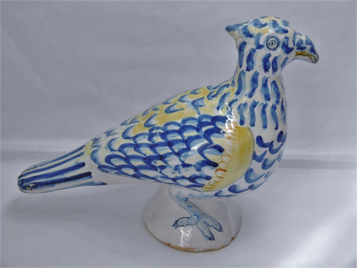 Faience De Nevers Pigeon De Faitage A Compendiario d'Epoque Fin XVII Debut XVIIIéme Siecle