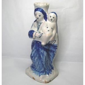 Vierge d'Accouchee En Faience De Nevers d'Epoque XVIIIéme Siecle