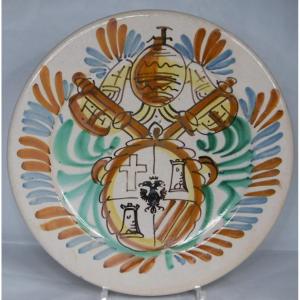 Spain Or Italy Dish With The Coat Of Arms Of Pope Clement XIV (1769-1674) From The 18th Century