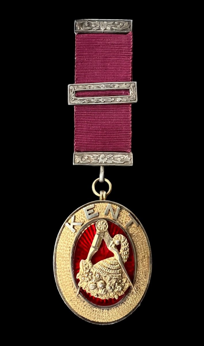 Médaille En Argent Et En Vermeil De La Franc-maçonnerie Anglaise "kent" - Début Du 20e Siècle