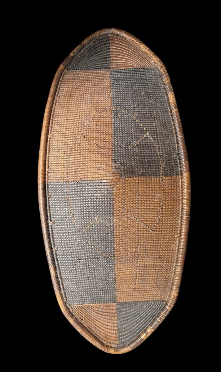 African Shield Of The 'bandia/nzakara' Tribe Of Congo - Africa - Early 20th Century