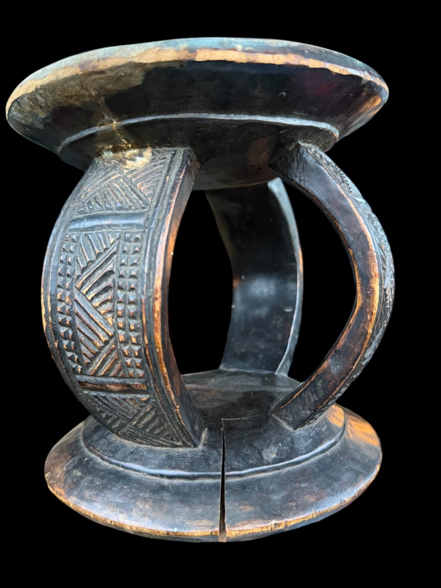 African Stool/seat From The 'kusu Or Luba' Tribe Of Congo - Africa - Early 20th Century-photo-1