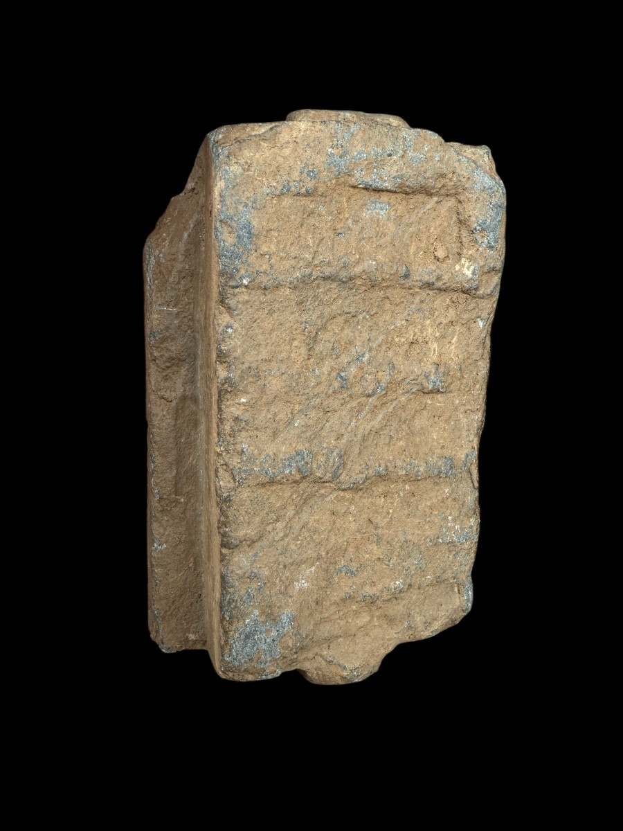 Fragment en pierre, orné d’un personnage en relief style Roman tardif/début gothique-12e siècle-photo-3