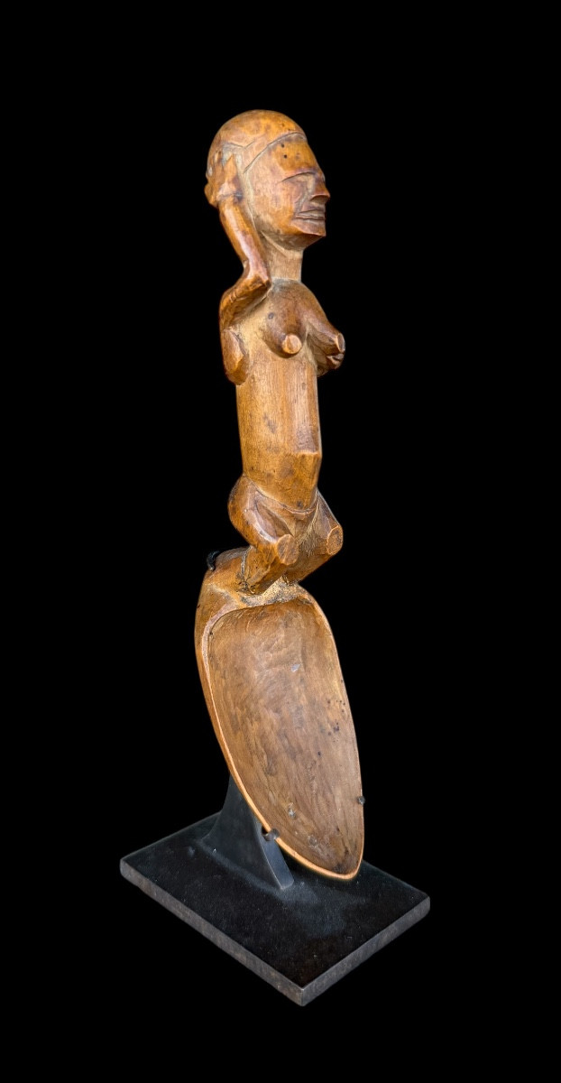 Cuillère africaine fémine de la tribu ‘Bembe’ du Congo - Afrique - début 20e siècle