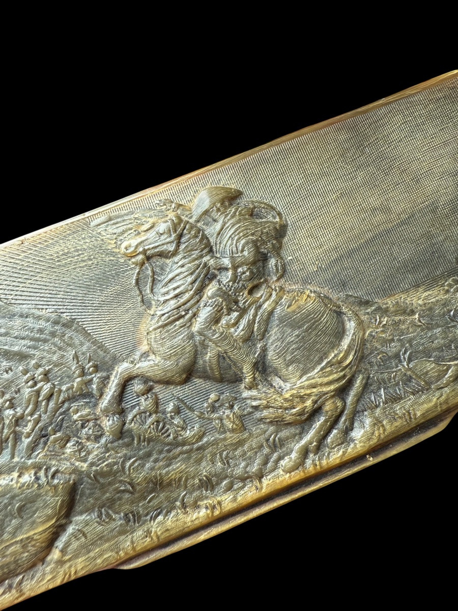 Pressed Horn Snuff Box With 'napoleon Bonaparte' Scene - France - 19th Century-photo-1