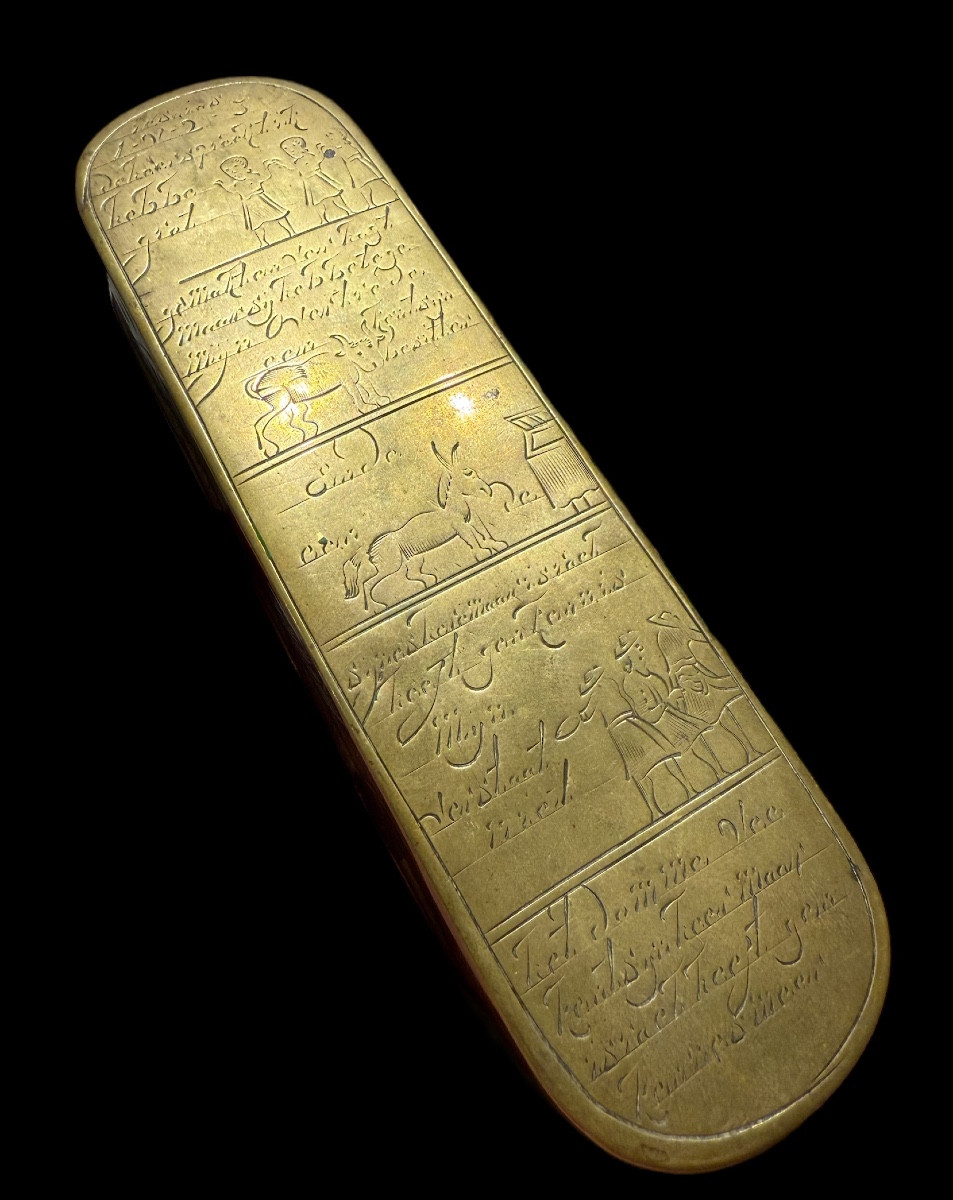 Copper And Brass Tobacco Box/snuffbox With A Story In 8 Parts - Holland - 18th C.