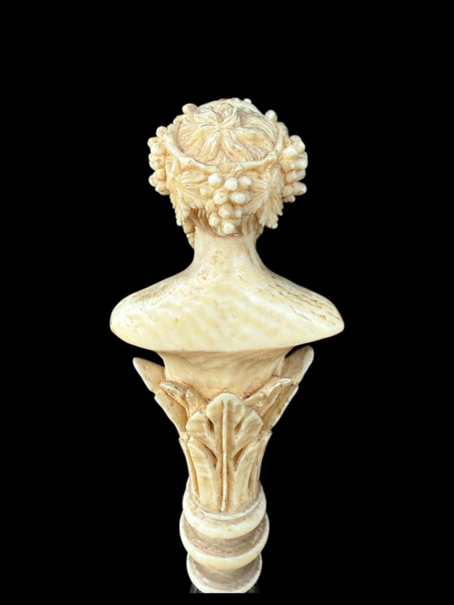 Sceau à cacheter (sceau/cachet) avec un figure de ‘Bacchus’ avec monogramme en argent - france-photo-4