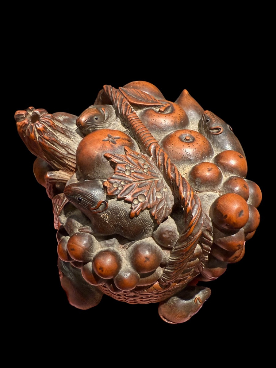 Boîte japonaise en buis sculpté, époque Meiji (vers 1868–1912) - Japon - 19e siècle-photo-2