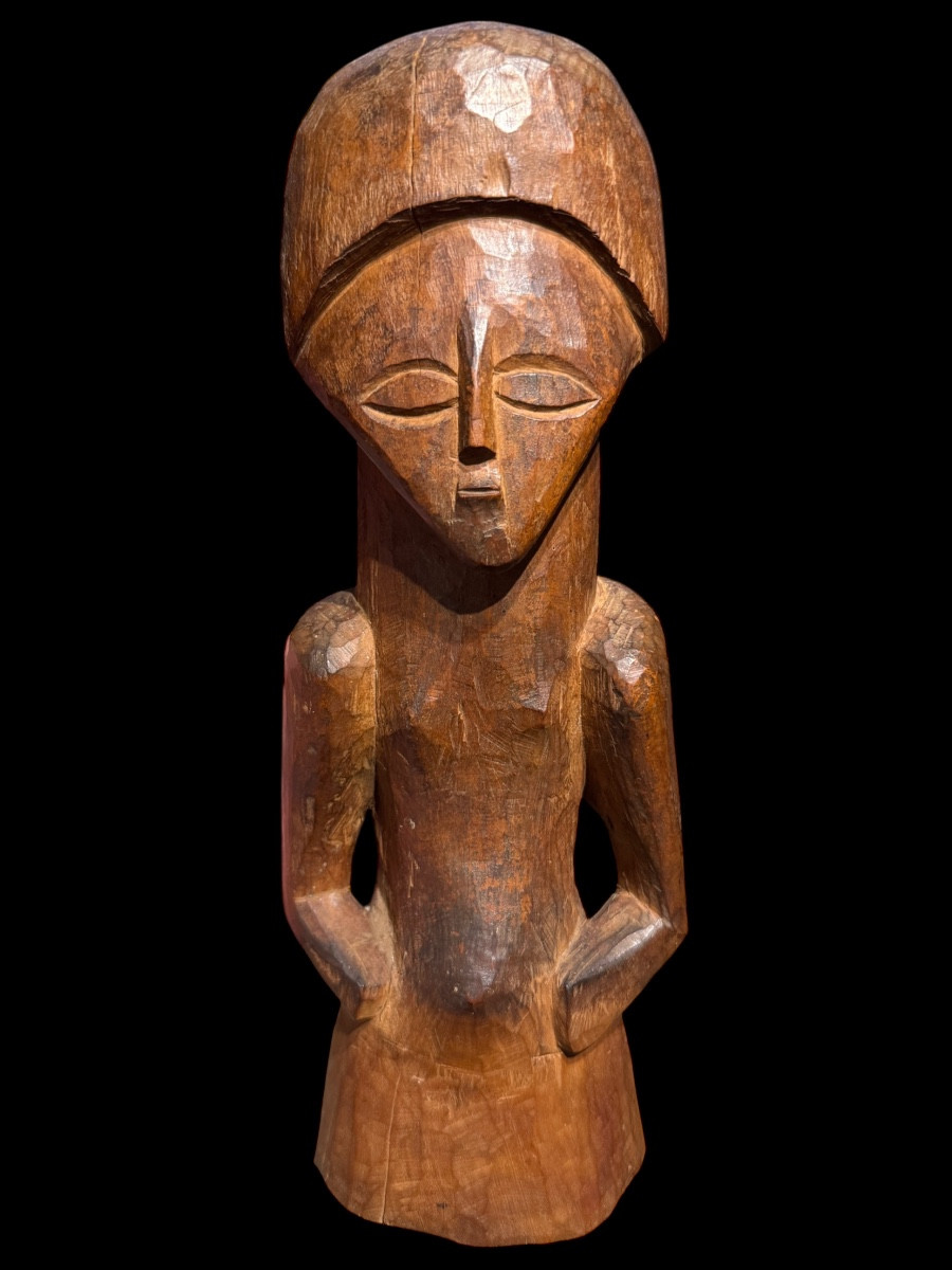 Figure africaine en bois de la tribu ‘Kusu’ du Congo - Afrique - début 20e siècle