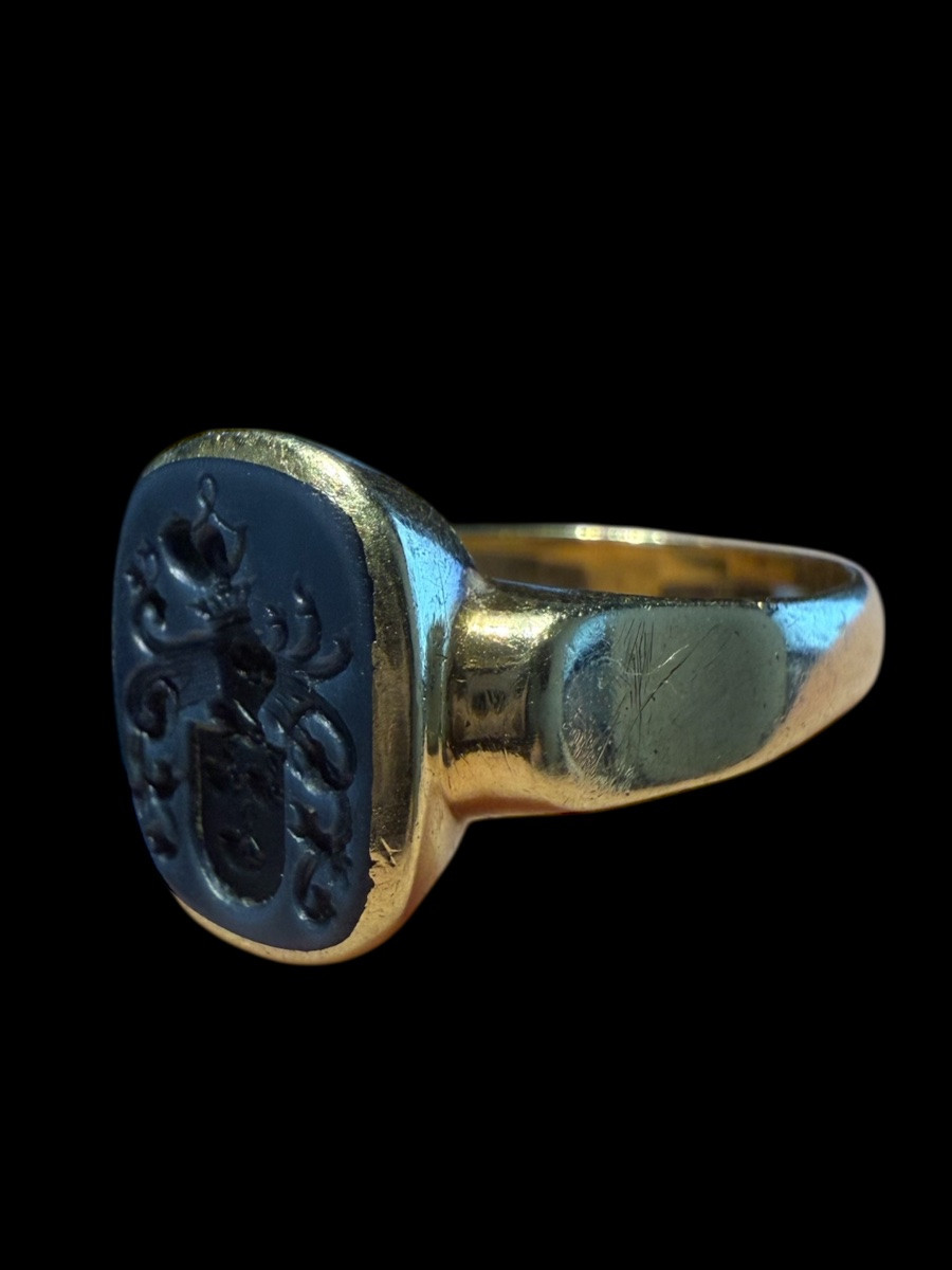 Signet Ring With Coat Of Arms In 14ct Gold - European - Early 20th Century-photo-1