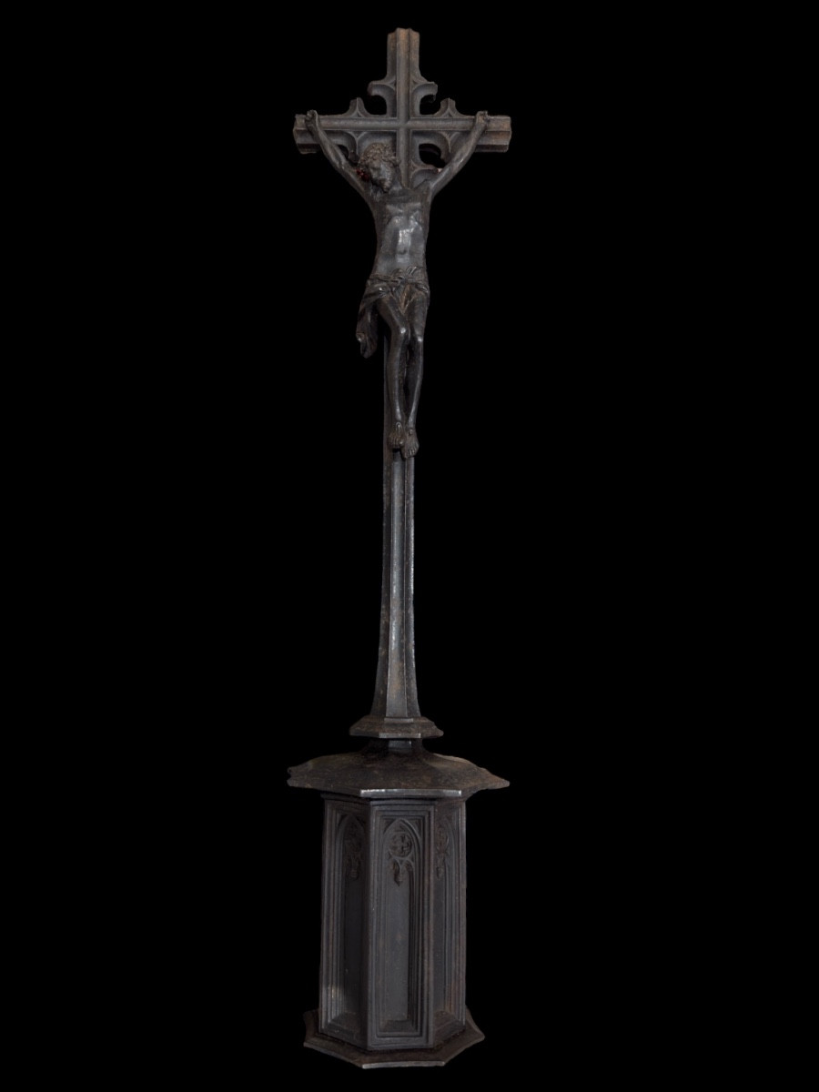 A Cast Iron Crucifix In The Neo-gothic Style "berliner Eisen" – Germany – 19th Century.
