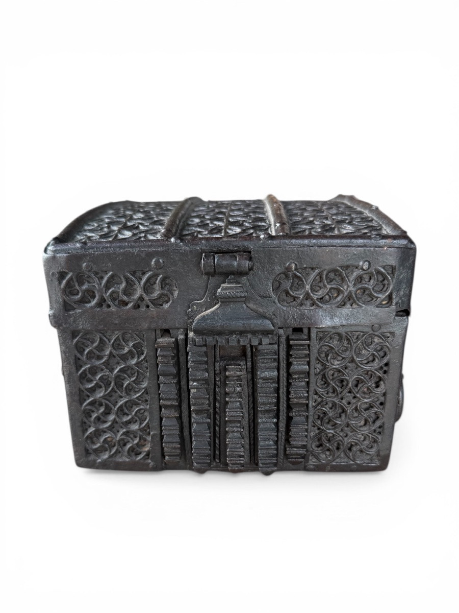 Wrought Iron Casket, Gothic Period - France - 15th Century-photo-1