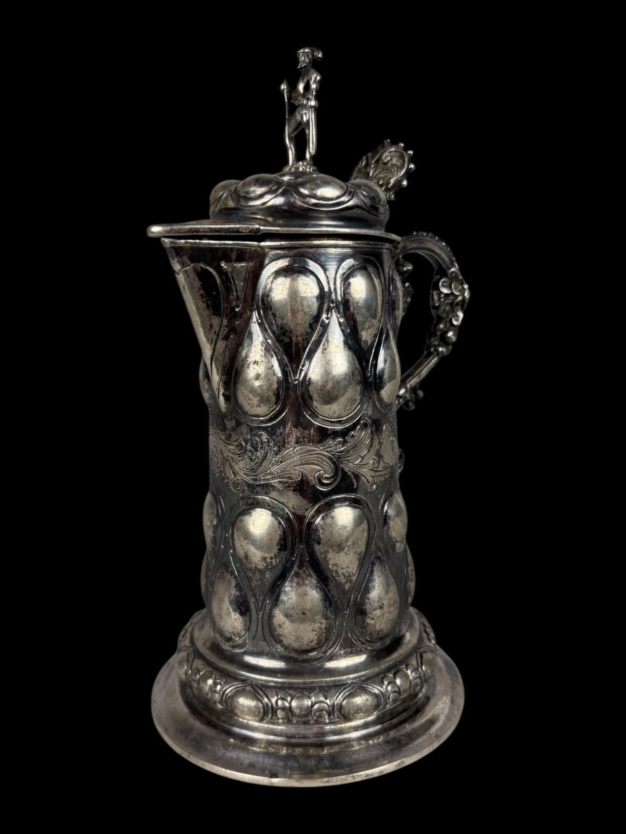 Pichet à couvercle en argent massif - Allemagne (Hanau) - 19e siecle