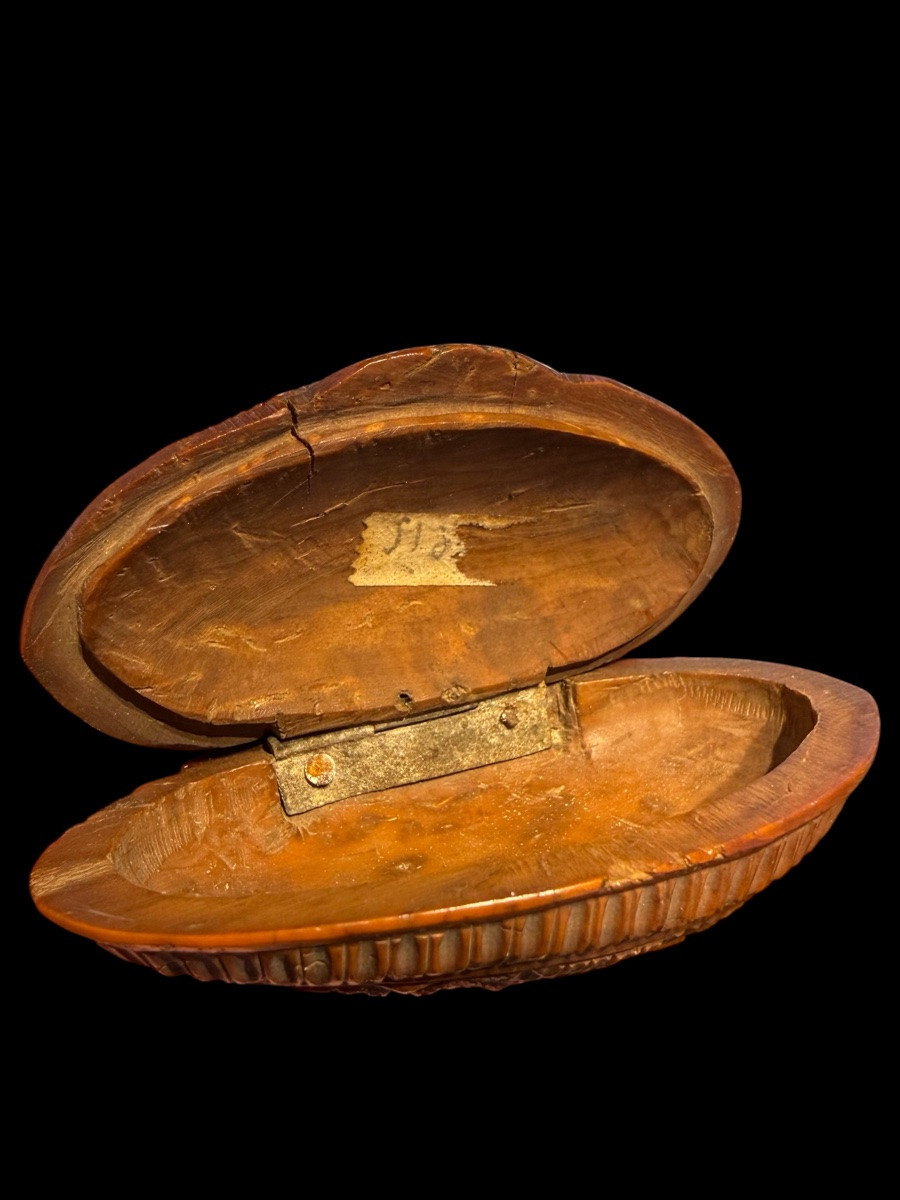 Corozo Nut Snuffbox, Napoleonic Period - France - Early 19th Century-photo-1