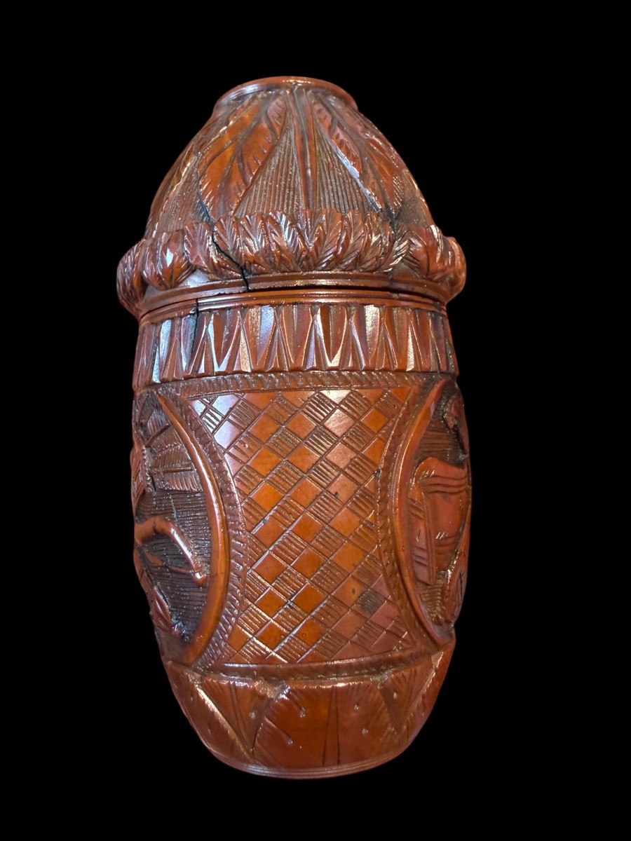Tobacco Box In Sculpted Corozo Nut, Napoleontic Period - France - 18th Century-photo-2