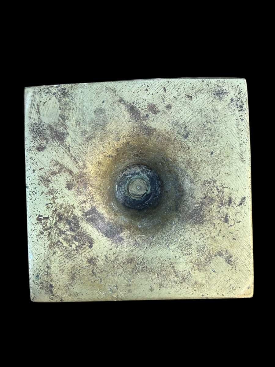 Ensemble de 6 bougeoirs en bronze - Espagnol - 17e siècle-photo-3