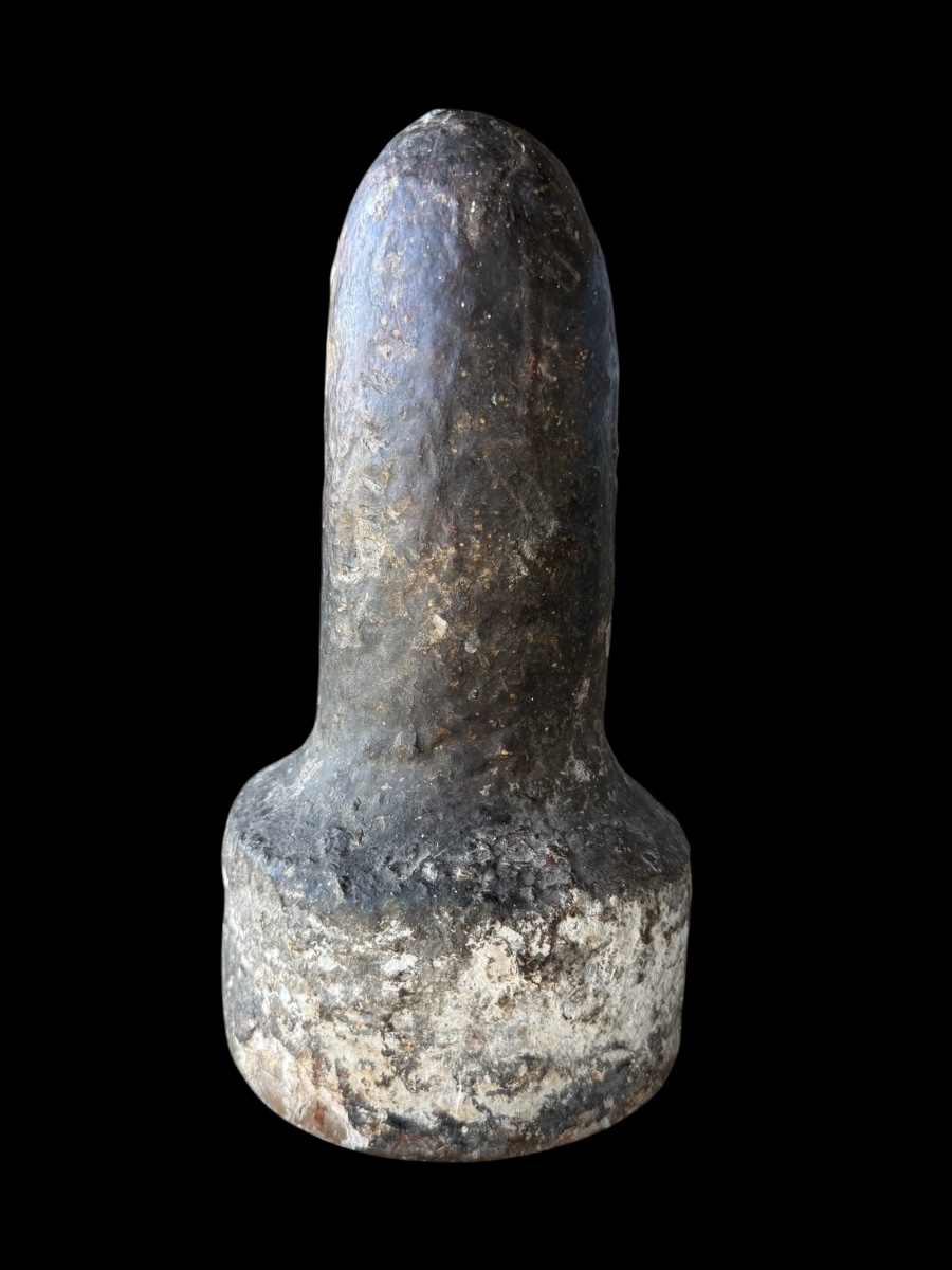 Pilon à pigments en pierre bleu - France - 19e siècle