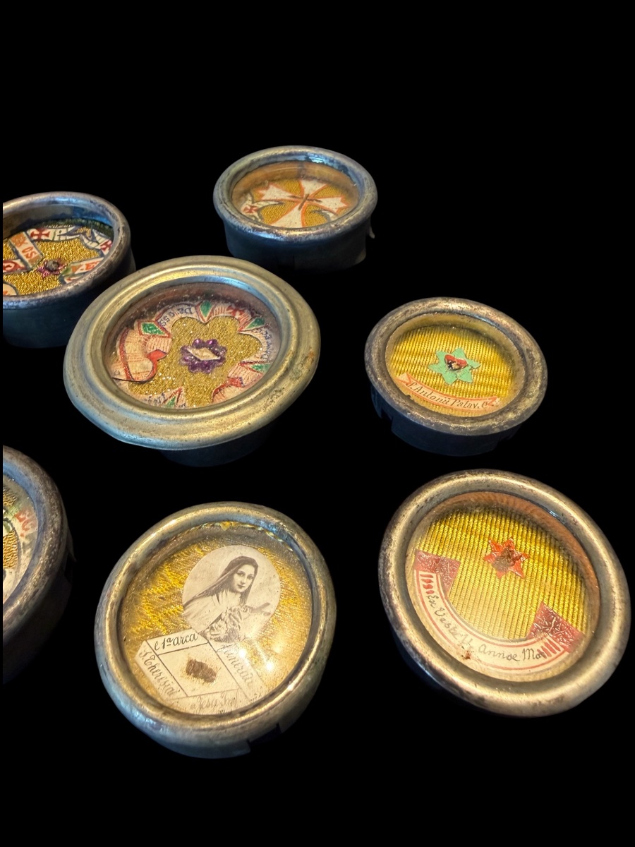 Collection de 8 reliques/reliquaire - 19/20e siècle-photo-1