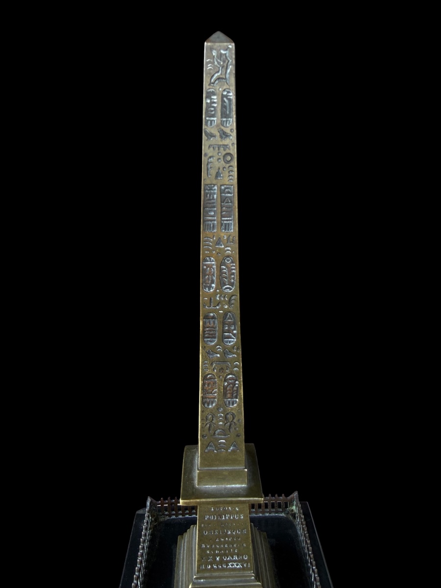 Obélisque Grand Tour en bronze et marbre noir – XIXe siècle  -photo-3