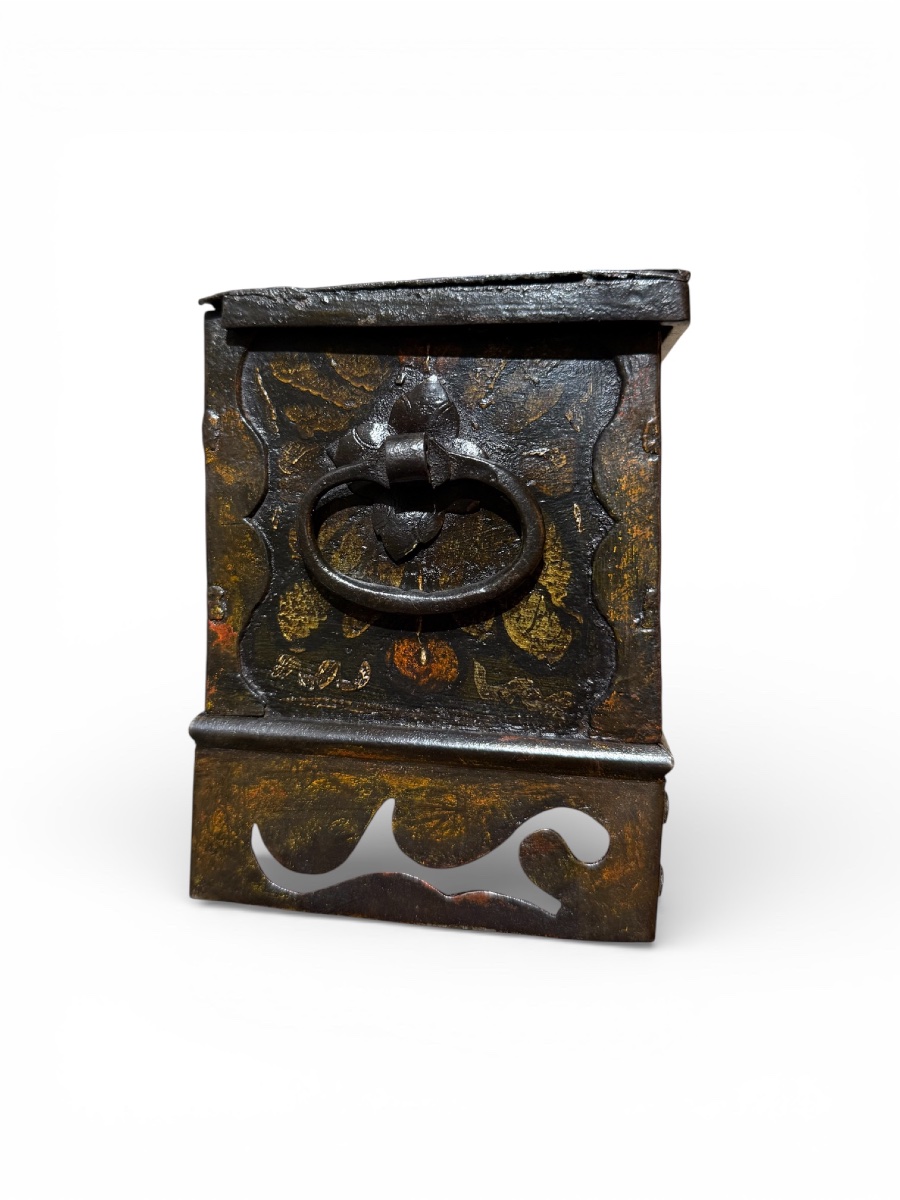 Petit coffre en fer forgé - Nuremberg, Allemagne - Circa 1600-photo-1