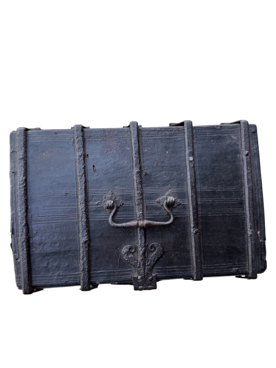 Chest Made Of Wrought Iron, Leather, And Wood - Spain - 16th Century-photo-2