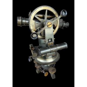 Instrument de précision/mesure ‘Théodolite’ en laiton et acier - Paris(France) - fin 19e siècle