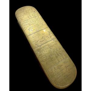 Copper And Brass Tobacco Box/snuffbox With A Story In 8 Parts - Holland - 18th C.